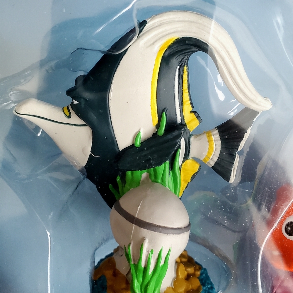 Disney Store Finding Nemo Action Figure Set - Picture 3 of 10